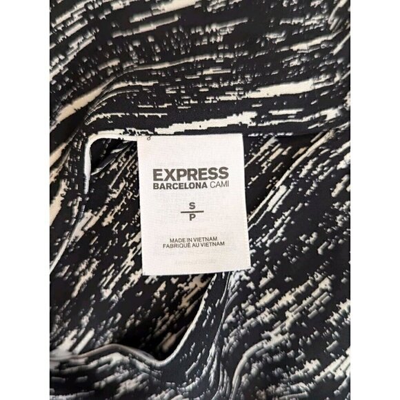 Express Tank Top Reversible - Picture 6 of 6